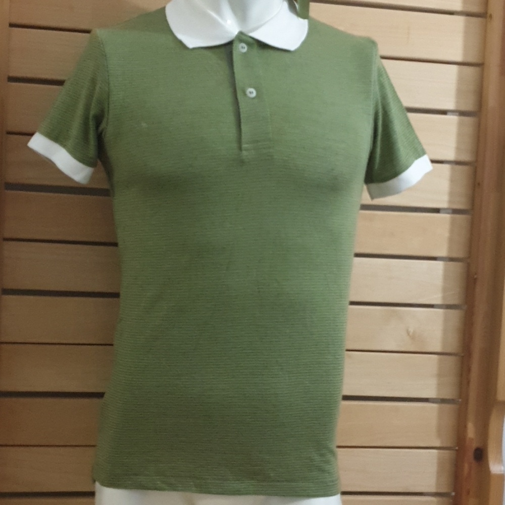 ALTERNATIVE  Men's Tshirt Green Size S New